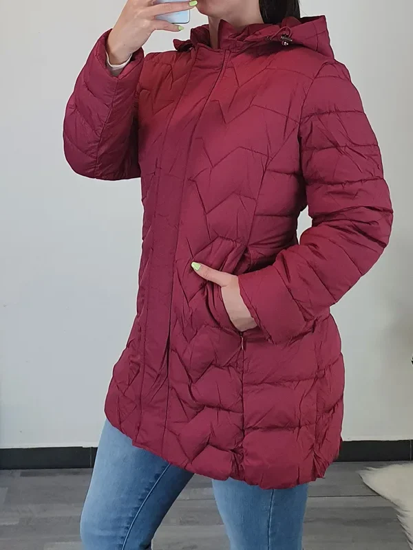 PLAŠČ 23030 BORDO
