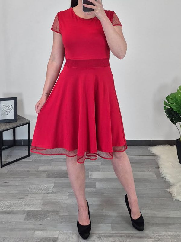 OBLEKA VIVIAN RDEČA