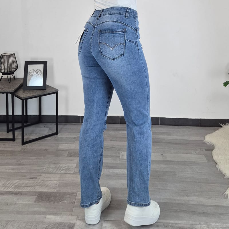 20250425_113308 copy PUSH UP JEANS HLAČE 5585 - slika 1