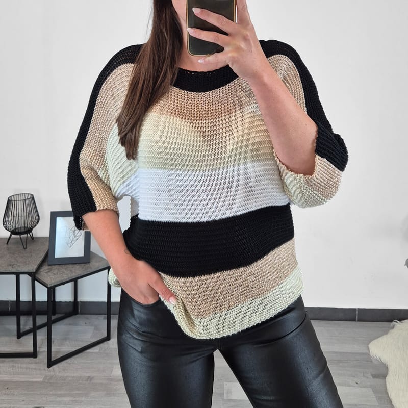 20250903_104705 PULOVER 2002 ČRNA - slika 1