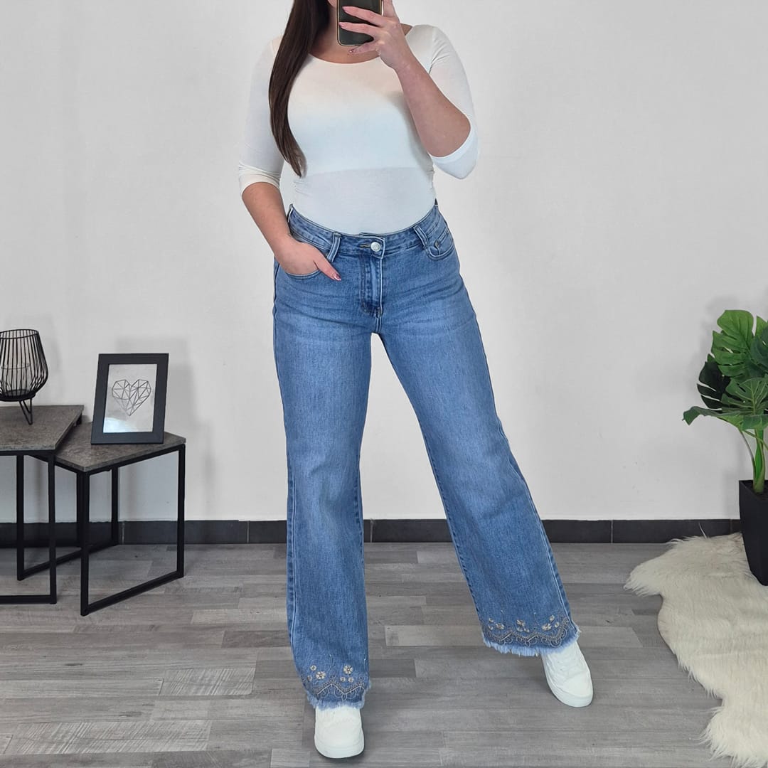 20260105_141214 ŽENSKE JEANS HLAČE 7/8 A1351