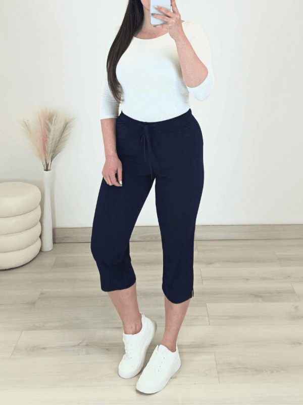 HLAČE 38605 TEMNO MODRE 3/4