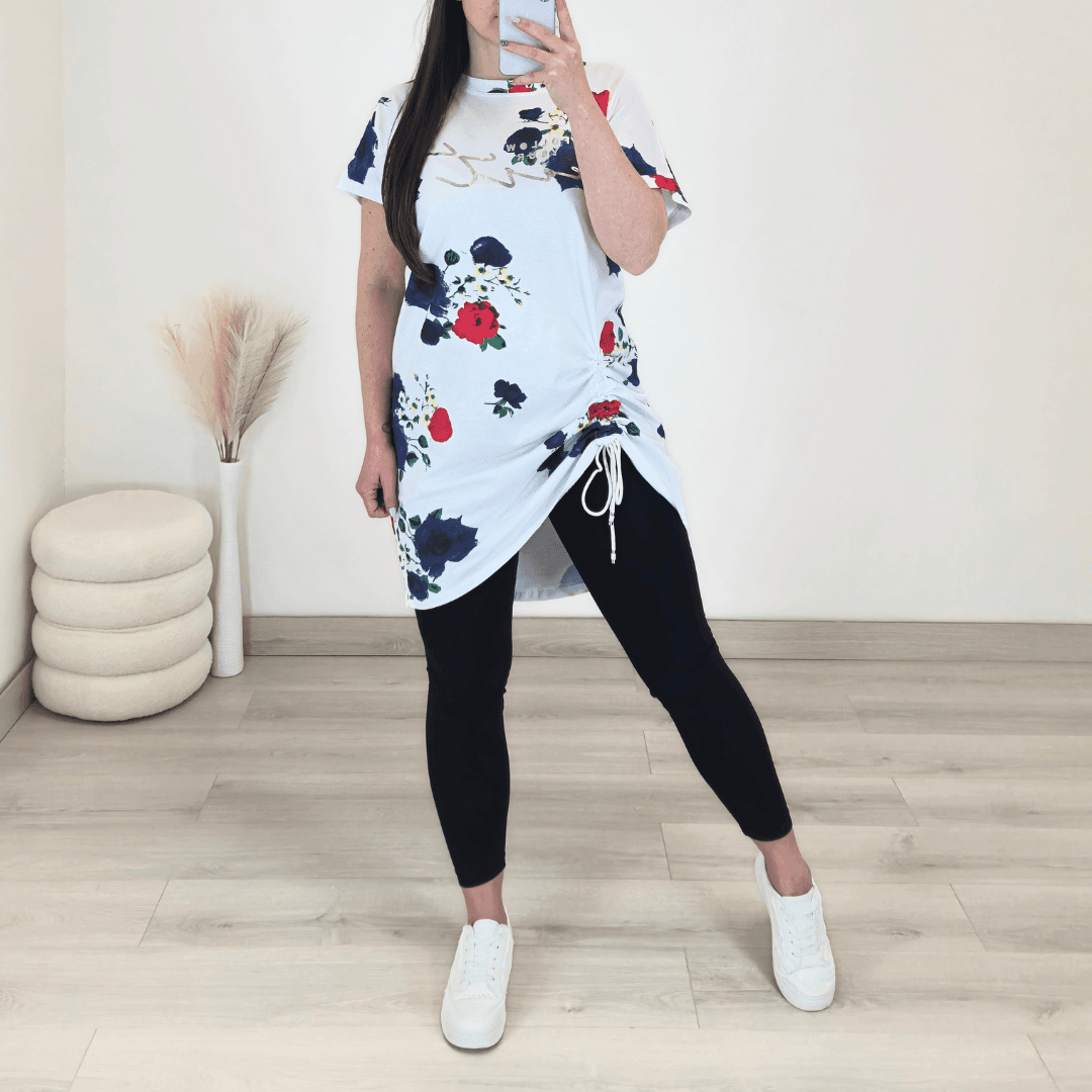 22 OBLEKA 5018-2 RDEČA