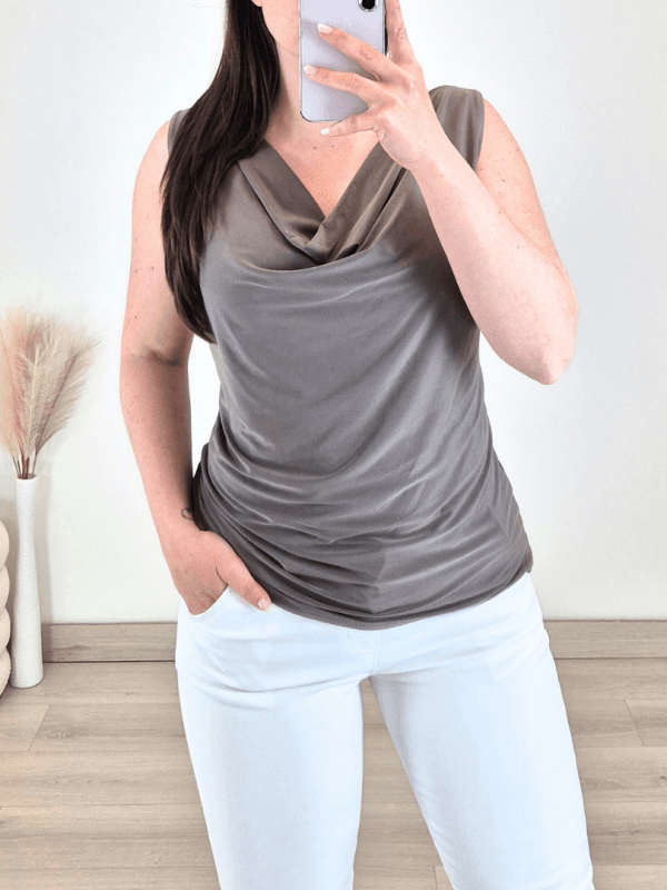 TOP 82107 OLIVNO ZELEN