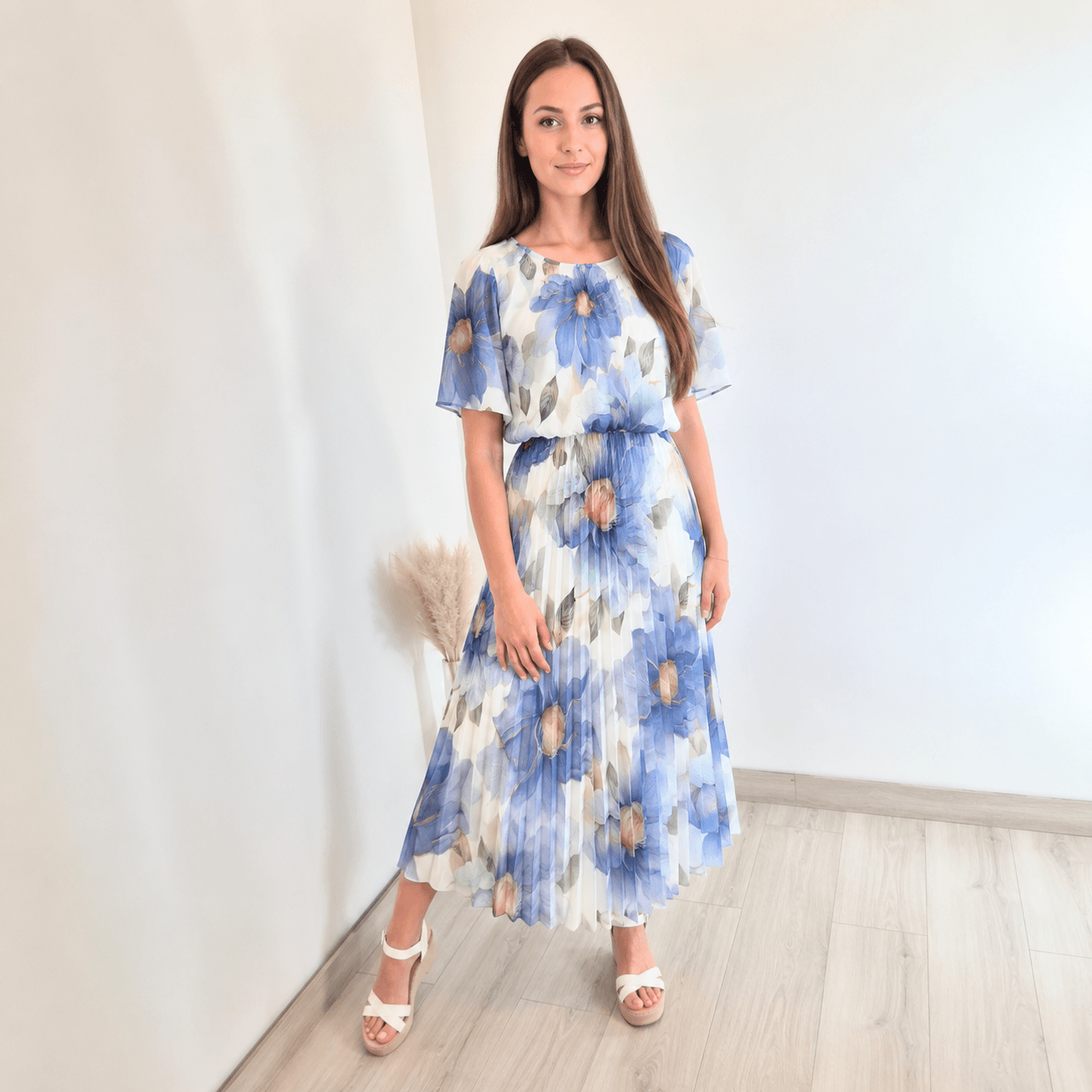 Dolga elegantna obleka s plise krilom OBLEKA 24039B MODRA