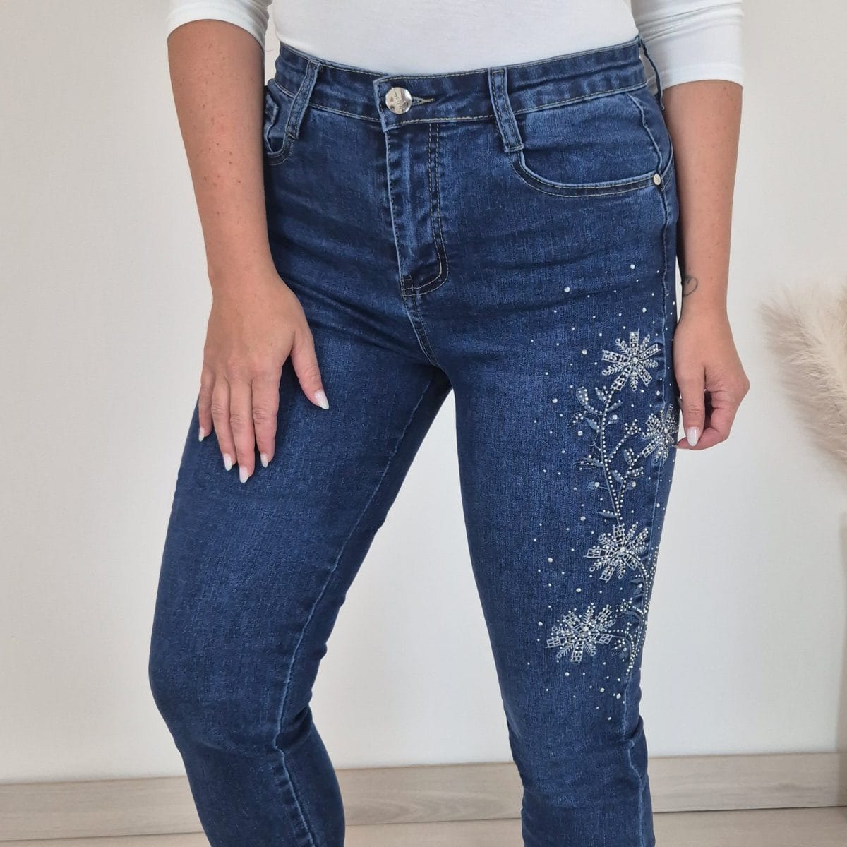 20260820_144930 PUSH UP JEANS HLAČE MG6950A