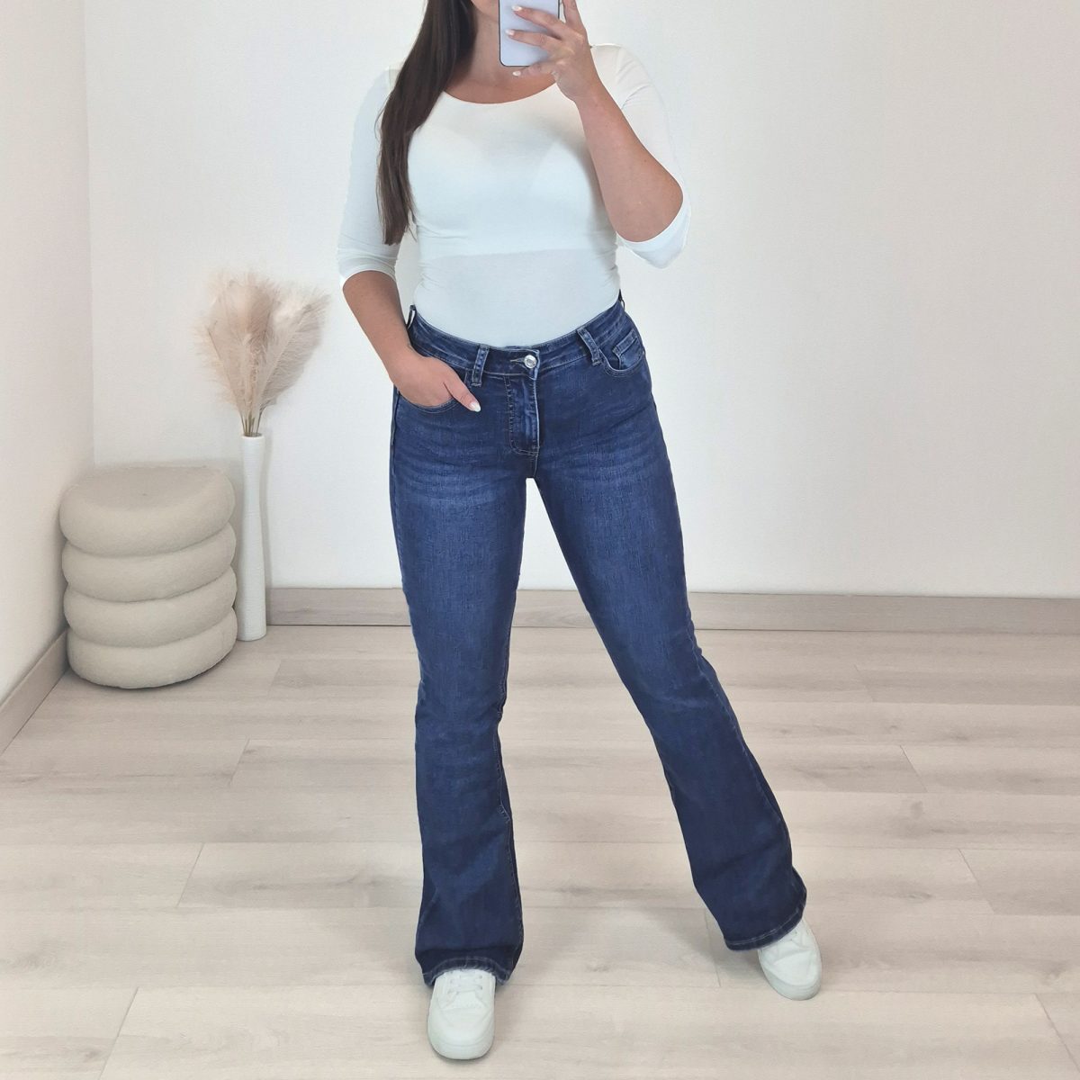 20260820_150506 PUSH UP JEANS HLAČE ZA3612