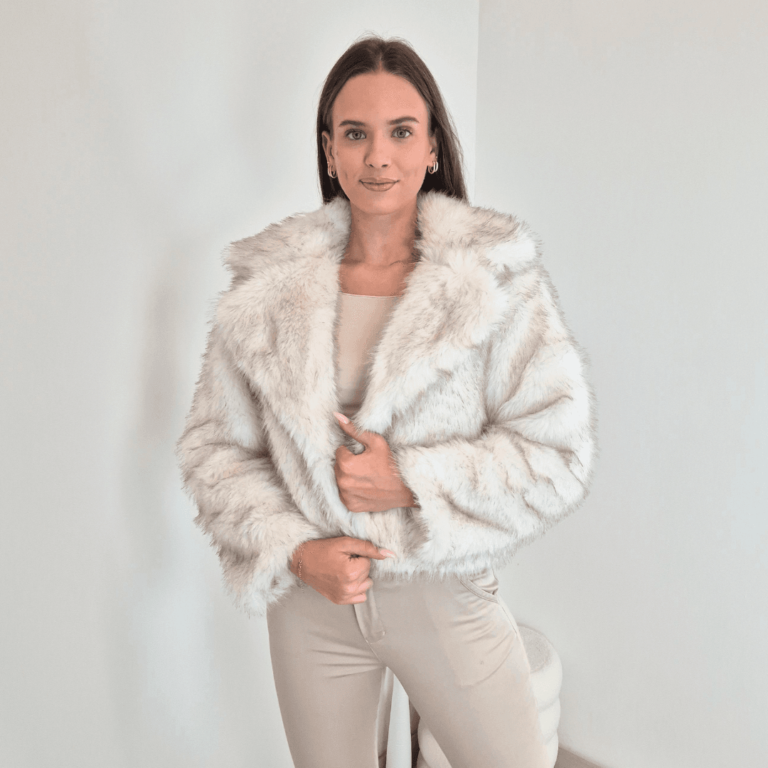 40 JAKNA IRINA BELA
