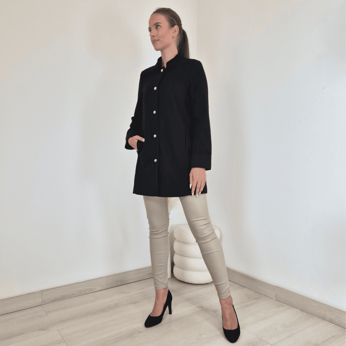 61 JAKNA FLORENCA ČRNA