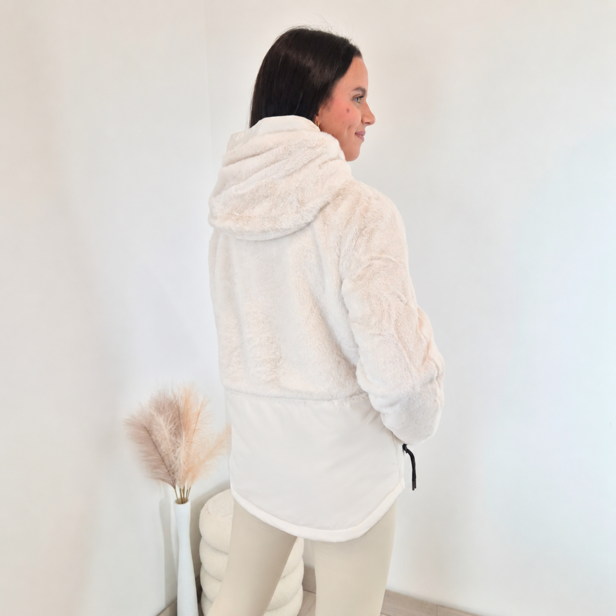 BUNDA 53215 BELA