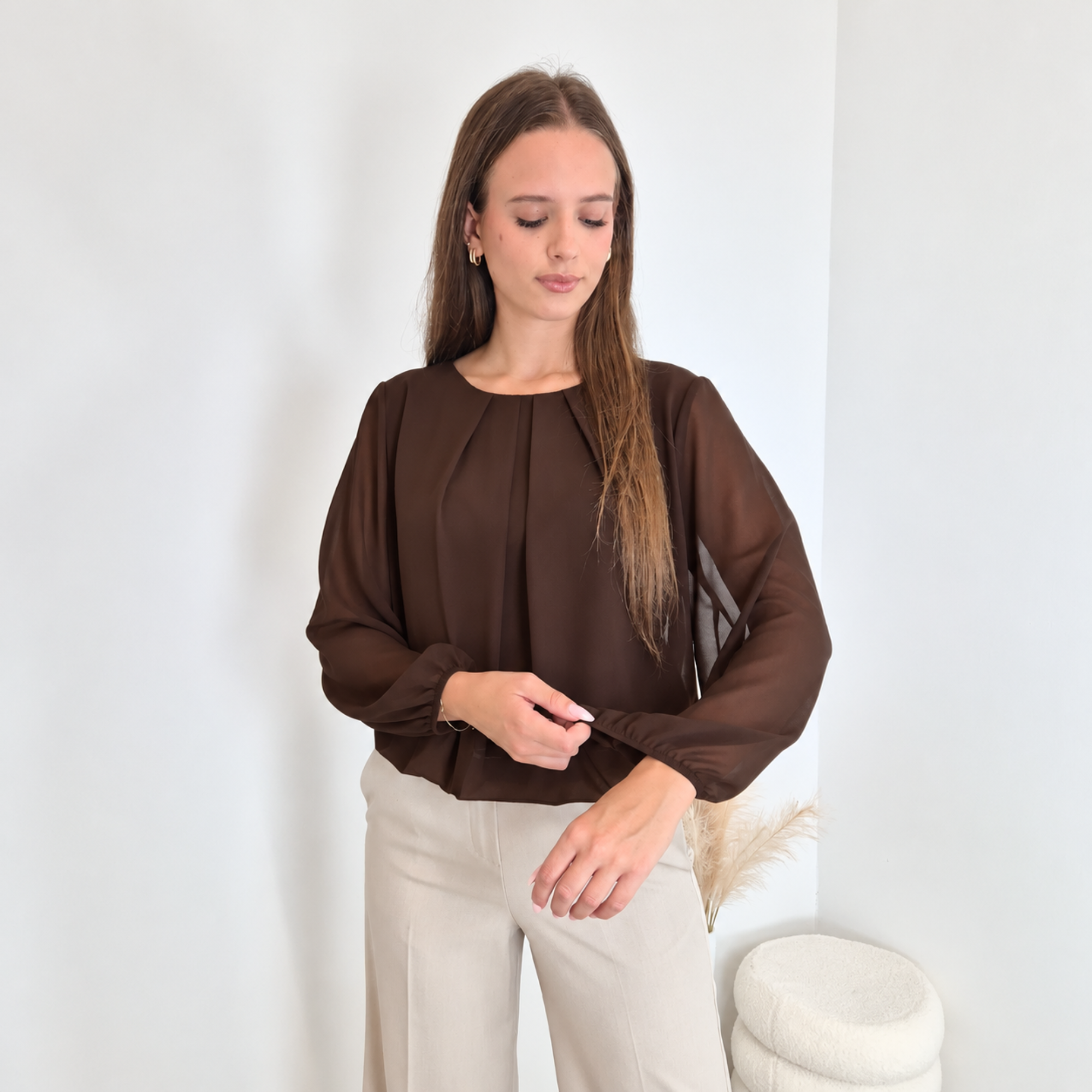 7 BLUZA 24201 RJAVA