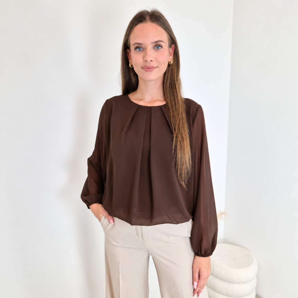 BLUZA 24201 RJAVA