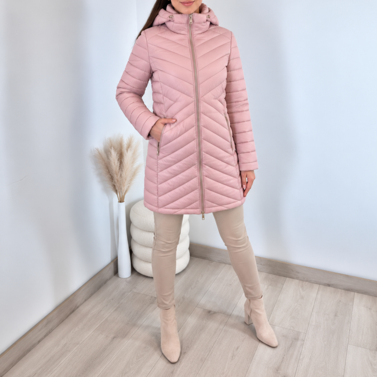 Izdelek brez naslova - 2026-10-27T093449.989 PLAŠČ 2511 ROZA